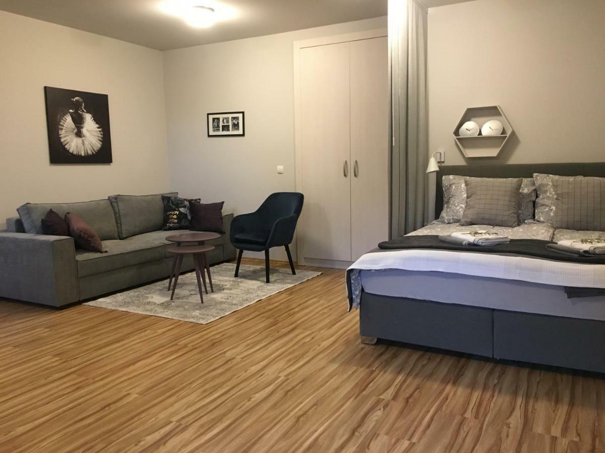 Apartment Nobl Plac Celje Extérieur photo